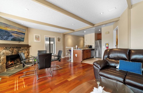 Boulder Bay Cabine | Lakeview Condo - Lakefront Complex, Lake Views, Heated Pool