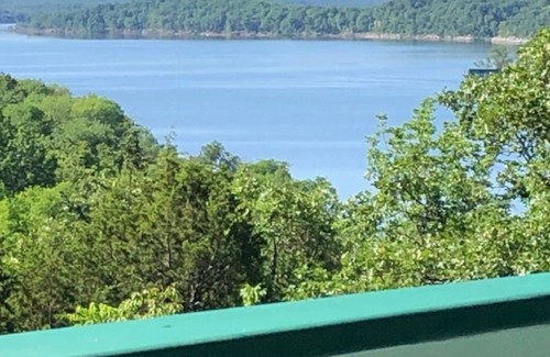 Park Hill Cottage | Lakeview Cottage Gem on Lake Tenkiller!