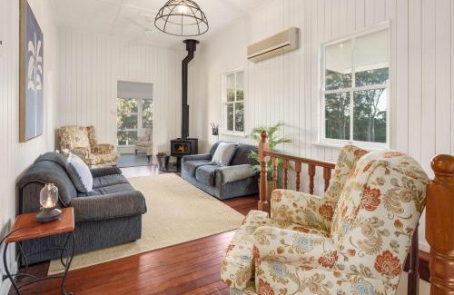 Mooloolah Valley Maison | Lakeview Cottage in Mooloolah Valley