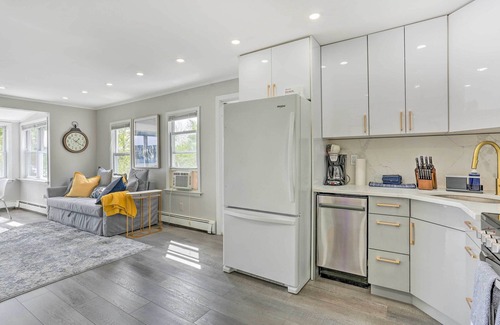 Hopatcong Maison | Lakeview Cozy Home - 2-Bedroom Cottage in Hopatcong, NJ