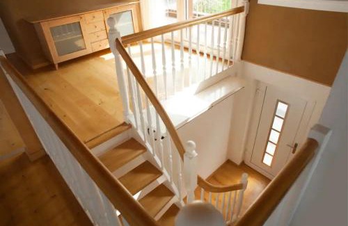 Krattigen Appartement | Lakeview Gem