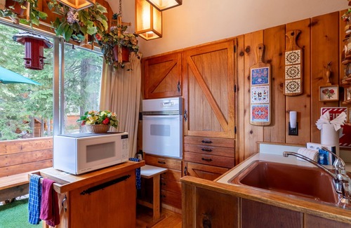 Ridgewood Maison | Lakeview Guest House in Carnelian Bay