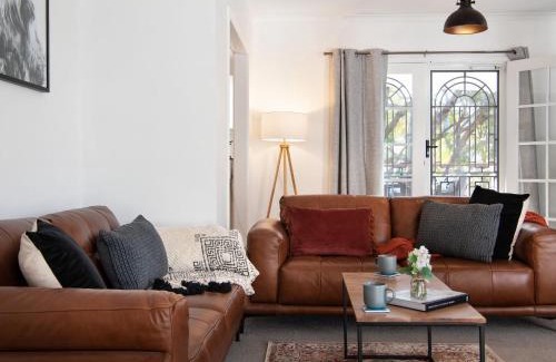 Daylesford Maison | Lakewood minutes walk to Lake Daylesford