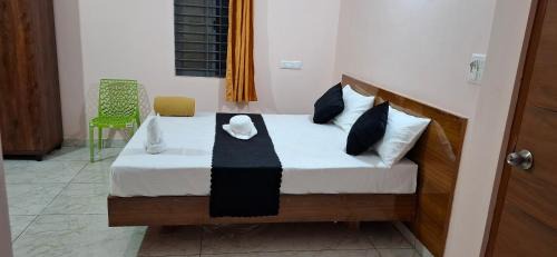 Narasapura Hôtel | Lakshmi Comfortss