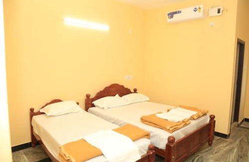 Thirukadaiyur Hôtel | Lakshmi Mahal Rooms
