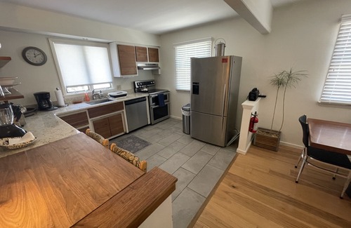Lambertville Appartement | Lambertville-in town-Elevated Deck-Stroll by Delaware River just blocks away