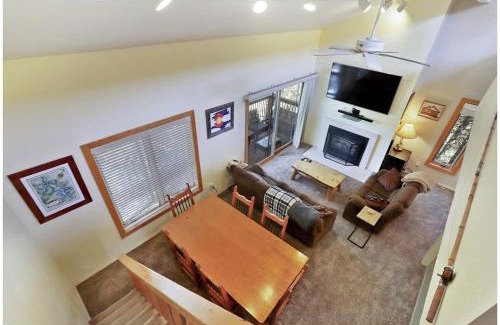Warrior's Mark Maison | Lances West 2BDR and Loft Very Walkable