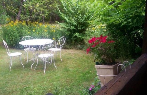 Sabres Maison | Maison dite "du Thiou", 4 ch. 10 pers. piscine privée, calme charme et espace.