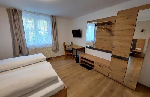Bubenreuth Hôtel | Landgasthof Mörsbergei