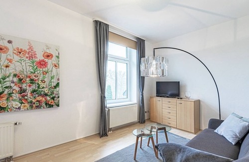 Muritz Appartement | Landgravine - Landgravine with balcony and park view