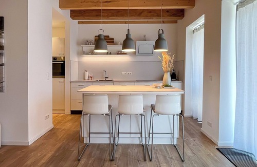 Ralswiek Maison | Landhaus Jarnitz- Spacious vacation home on Rügen - ideal for family vacations