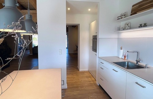 Ralswiek Maison | Landhaus Jarnitz- Spacious vacation home on Rügen - ideal for family vacations