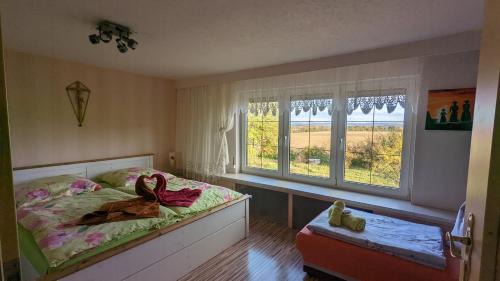 Friesau Appartement | Landhaus "Kühler Morgen", Komfortable 65 qm FeWo mit gehobener Ausstattung, Garten, baby- und kindgerecht