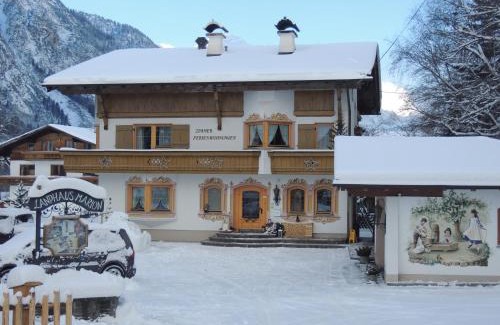 Holzgau Maison | Landhaus Marion