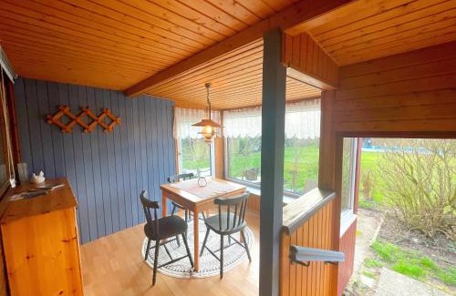 Hohenbollentin Maison | Landhaus mit Pool, Bungalow in der Natur