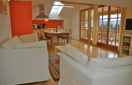 Hermagor-Pressegger See Appartement | Landhaus Mitsche, appartement vue panoramique dans un endroit calme et ensoleillé