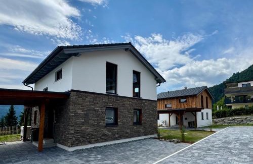 Bodensdorf Maison | Landhaus Steinrose