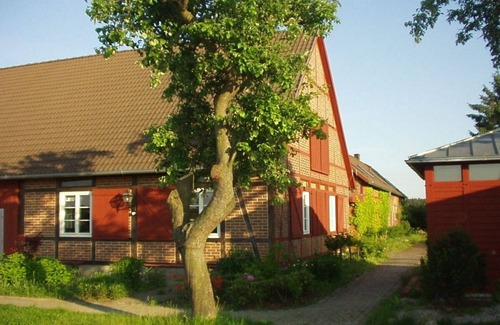 Niemegk Appartement | Landhauszimmer mit Du/wc, TV, Telefon, Fön