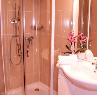 Oelshausen Hôtel | Landhotel-Restaurant Schwalbennest