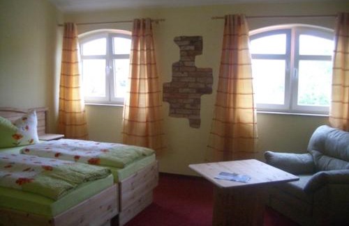 Ribnitz-Damgarten Hôtel | Landhotel zum Honigdieb