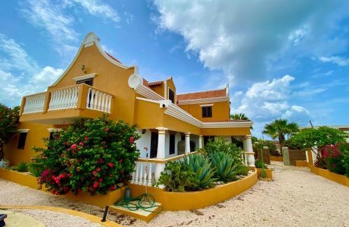Belnem Lit Et Petit-Déjeuner | Landhuis Belnem Bonaire