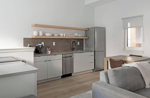 Norris Square Appartement | Landing | Amazing 1BD, Gym