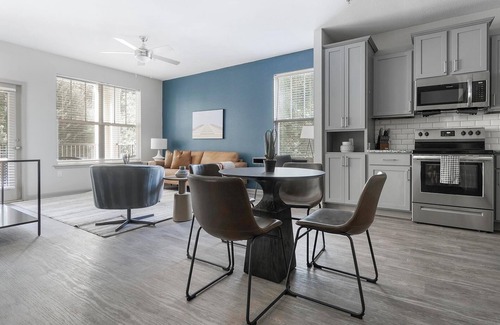 Paw Creek Appartement | Landing | Amazing 1BD, Game Room, Pool