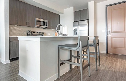 Wetmore Appartement | Landing | Amazing 1BD, Clubhouse, Gym