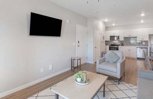 Townsite Appartement | Landing | Amazing 2BD, Pool, Rooftop Lounge