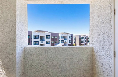Townsite Appartement | Landing | Amazing 2BD, Rooftop Lounge, Pool