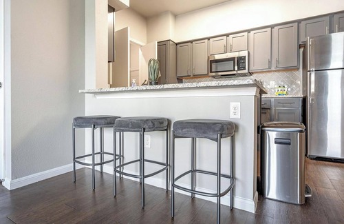 San Antonio Appartement | Landing | Amazing 2BD, Gym, Clubhouse