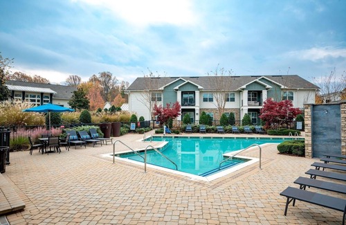 Paw Creek Appartement | Landing at Highland Park at Northlake - 1 Bedro.