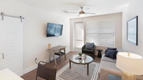 Wetmore Appartement | Landing at La Tierna - San Antonio Northwest Side