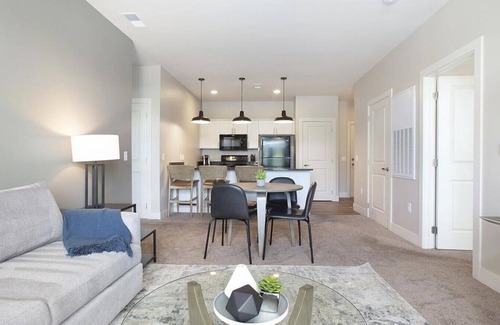 Toledo Appartement | Landing at Marina Lofts - 2 Bedrooms in East Toledo