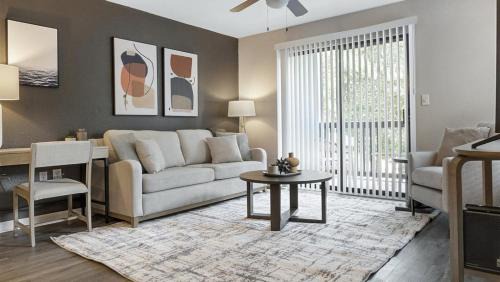 Hitch Village - Fred Wessels Homes Appartement | Landing at Riverworks at Eastern Wharf - 2 Bedrooms in Direct Placeholder Neighborhood