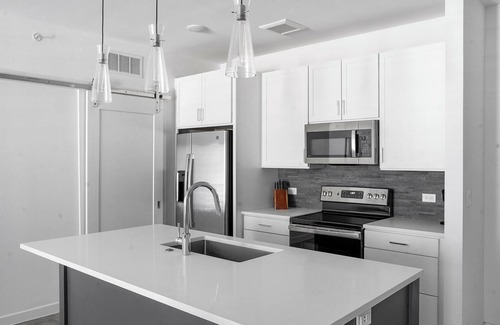 Austin Appartement | Landing at The Artesian at Bee Cave - 1 Bedroom.