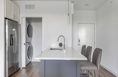 Austin Appartement | Landing at The Artesian at Bee Cave - 1 Bedroom.