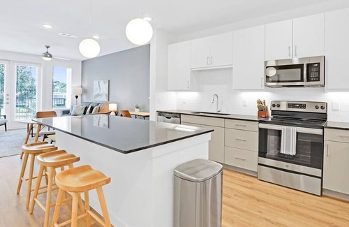 Brookhollow Appartement | Landing at The Dacoma Apartments - 1 Bedroom in Lazybrook / Timbergrove