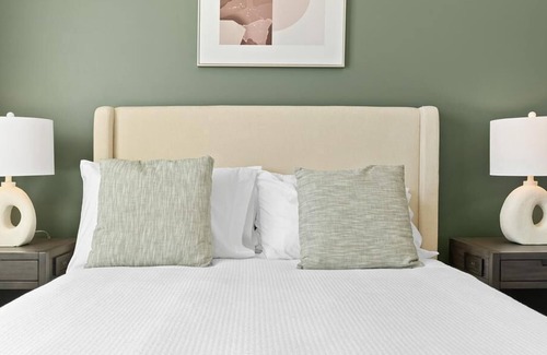 Thompson's Station Appartement | Landing at Vintage Tollgate - 1 Bedroom in Downtown Thompson's Station