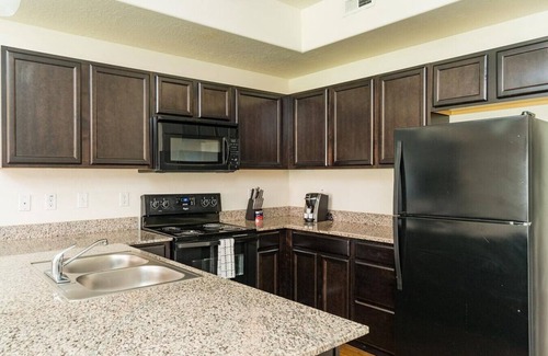 Pleasant Grove Appartement | Landing at Viewpointe - 2 Bedrooms in Downtown Pleasant Grove