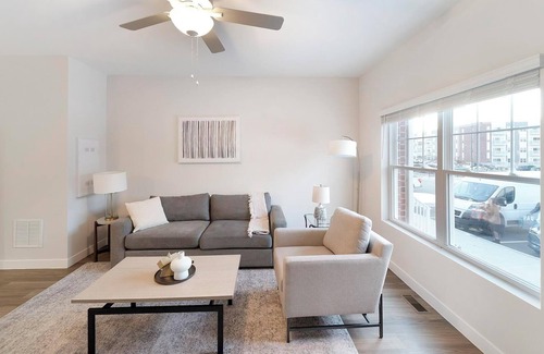 Willow Springs Appartement | Landing at Willow Glen Lofts - 2 Bedrooms in Wi.