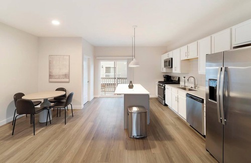 Willow Springs Appartement | Landing at Willow Glen Lofts - 2 Bedrooms in Wi.