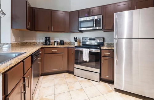 Chillum Appartement | Landing | Beautiful 1BD, Pool, Gym