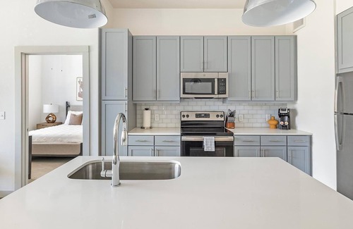 Austin Appartement | Landing | Beautiful 1BD, Gym, Yoga Studio