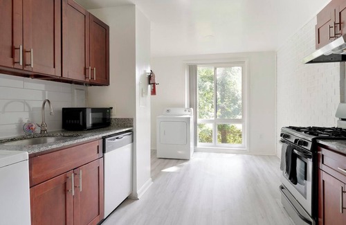 Greenbelt Appartement | Landing | Beautiful 1BD, Gym, Pool