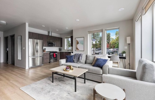 Hayden Island Appartement | Landing | Beautiful 1BD, Gym, Pool