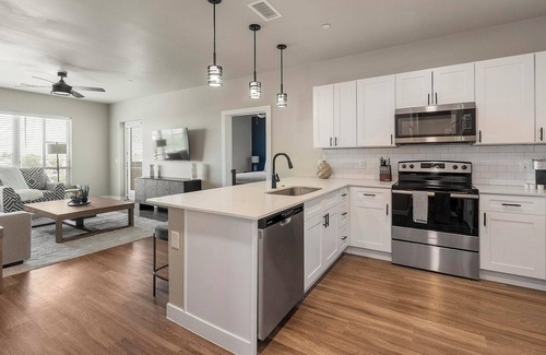 Goodyear Appartement | Landing | Beautiful 2BD, Clubhouse