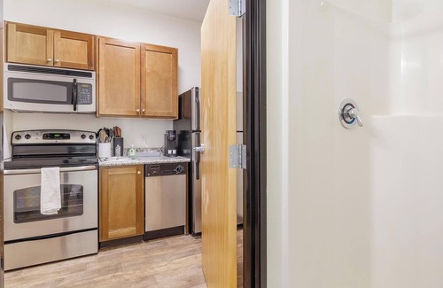 Pearl District Appartement | Landing | Beautiful Studio, Courtyard, Gym