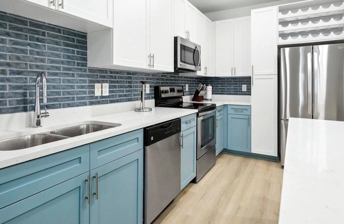 Eden Appartement | Landing | Chic 1BD, Pool, Clubhouse