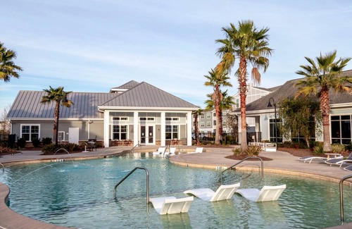 Eden Appartement | Landing | Chic 1BD, Pool, Clubhouse